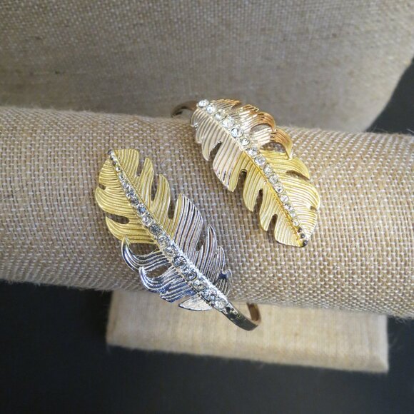 Avon Silver and Gold Feather Necklace Set - Picture 2 of 4